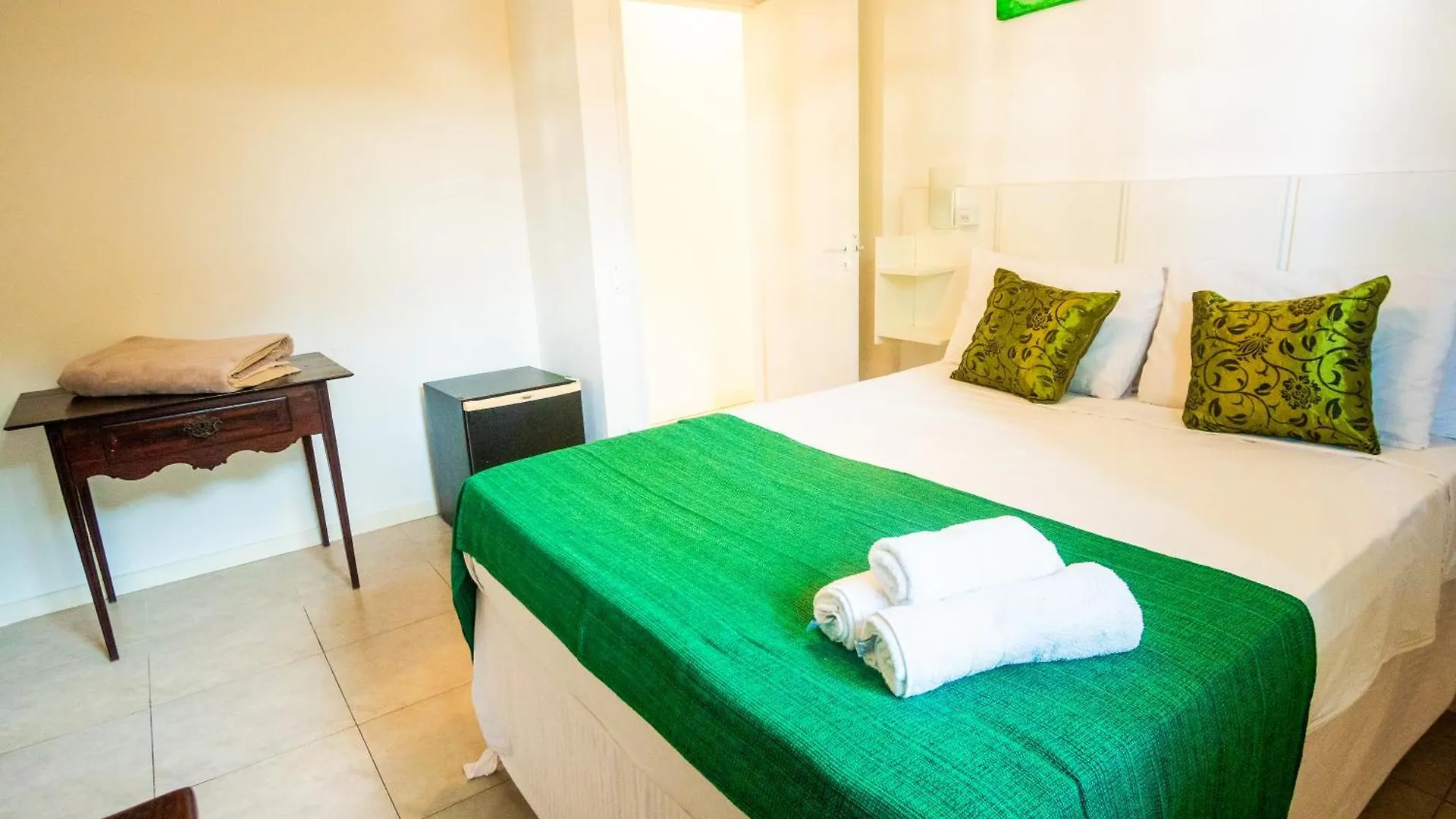 Guest house Marilay Buzios Hotel