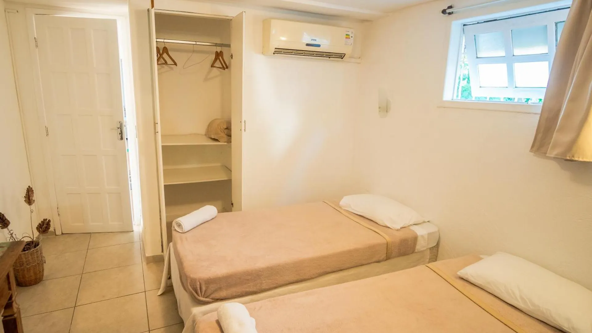 Guest house Marilay Buzios Hotel Brazil